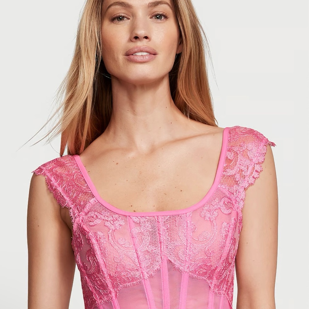 NWT 2-Pack Dream Angels Boho Floral Embroidery Cap-Sleeve Corset Top
